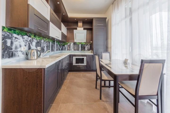 1-к. квартира, 55 м², 3/6 эт.