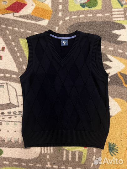 Кардиган и жилет трикотажные в школу