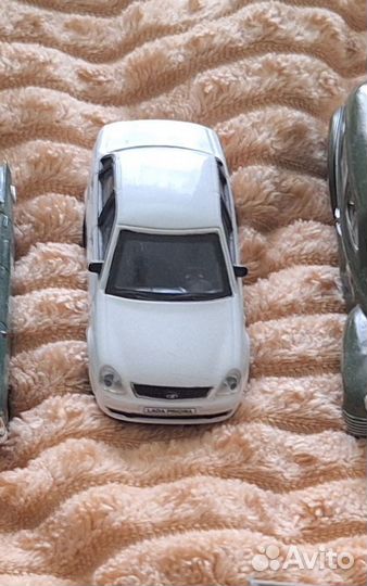 Модельки автомобилей