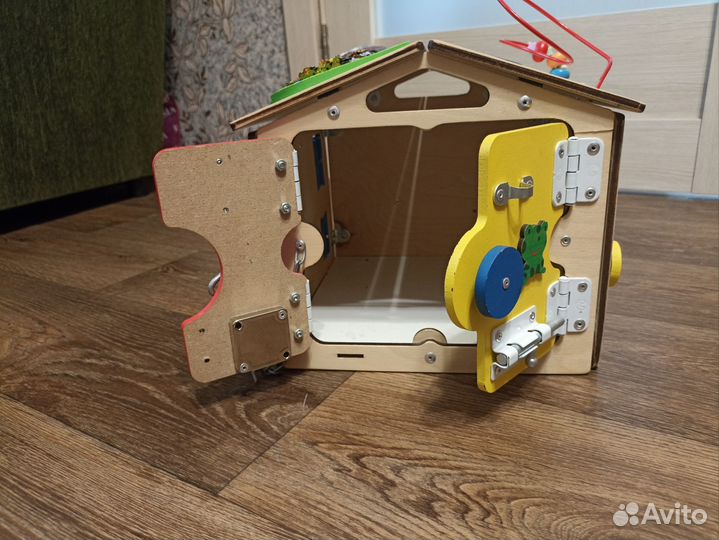 Бизиборд бизидом