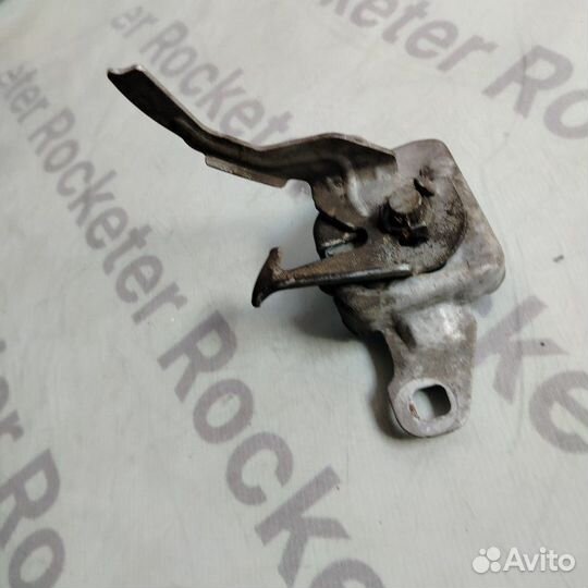 Замок капота Renault Duster H4MD430 2016