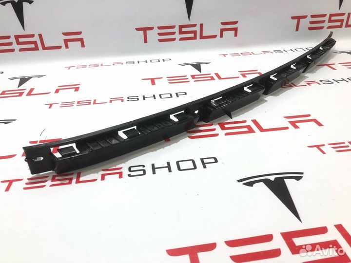 Кронштейн крепления бампера заднего Tesla Model X