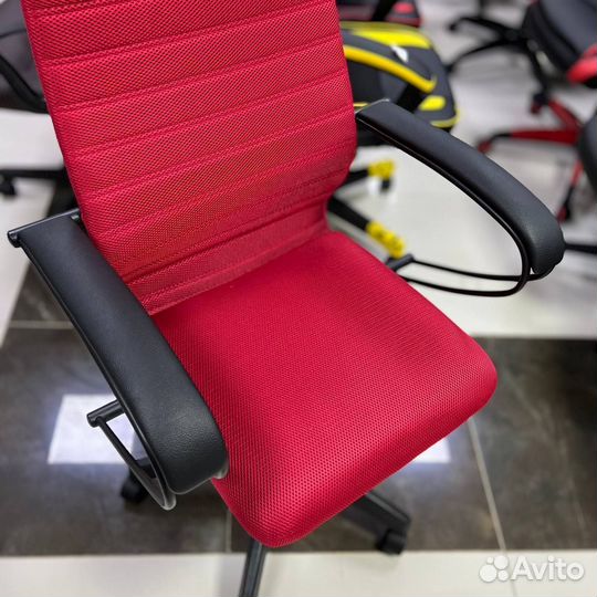 Компьютерное кресло