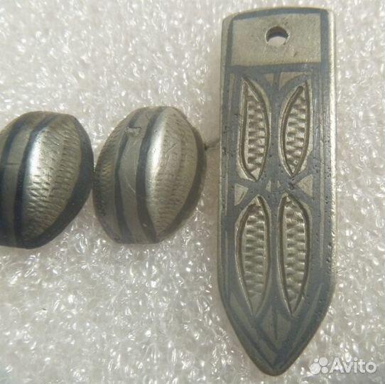 Серебряный