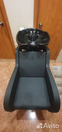 Парикмахерская мойка Clubwash