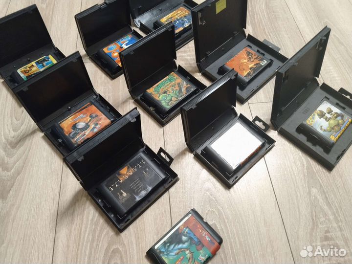 Катриджи sega + книга кодов, паролей