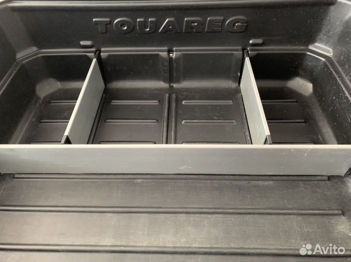 Вкладыш в багажник Touareg