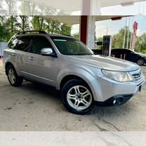 Subaru Forester 2.5 AT, 2011, 250 000 км, с пробегом, цена 1 100 000 руб.