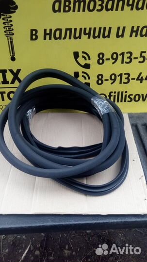 Уплотнитель двери Mercedes Benz W211 E-Klasse 200