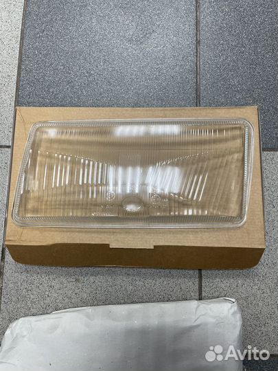 Стекло фары левое audi 80 b3 1986-1991 год