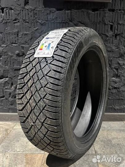 Continental ContiVikingContact 7 235/50 R19 103T