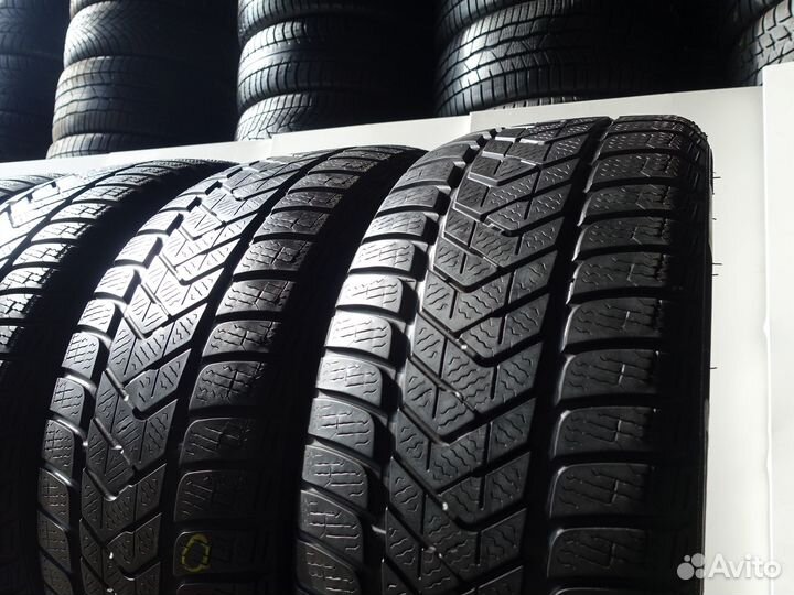 Pirelli Winter Sottozero 3 215/55 R17