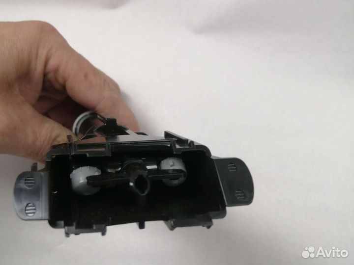 Форсунка омывателя фар mazda