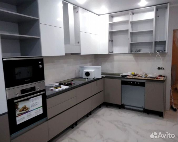 Кухня «Floca» на заказ Кухня «Telma» на заказ