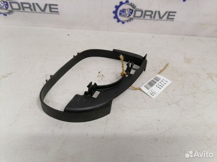 Крышка зеркала передняя левая Volkswagen Golf 5