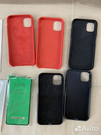 Чехлы и защитные стекла на iPhone 11