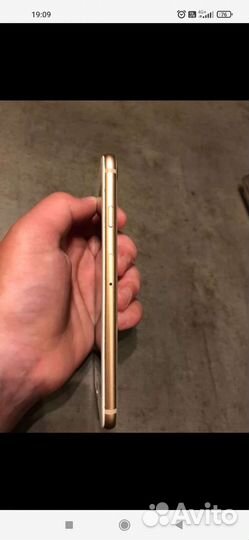 Мобильные телефоны бу iPhone 8