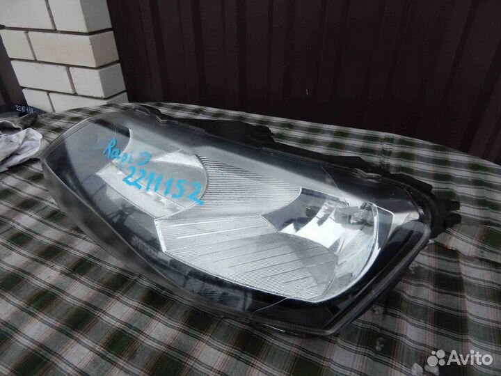 Фара левая Skoda Rapid 1 поколение рестайлинг (201