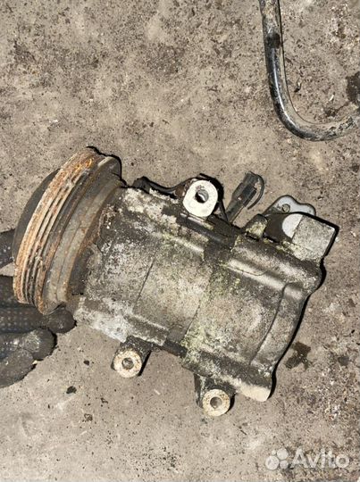 Насос кондиционера Hyundai lantra J2