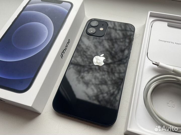 iPhone 12, 64 ГБ