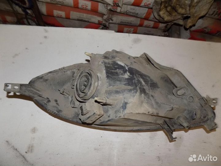 Фара правая Note (E11) 2006-2013
