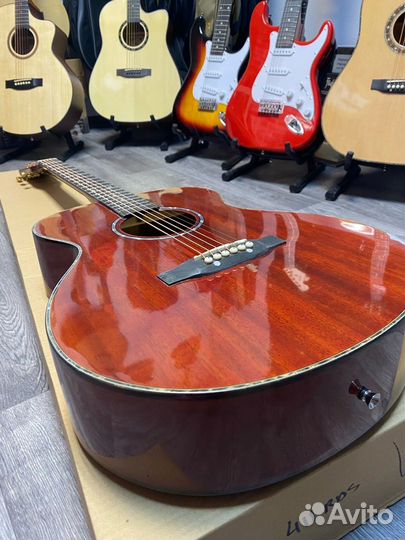 Красивая крафтовая гитара J.Karlsson MA140 махагон