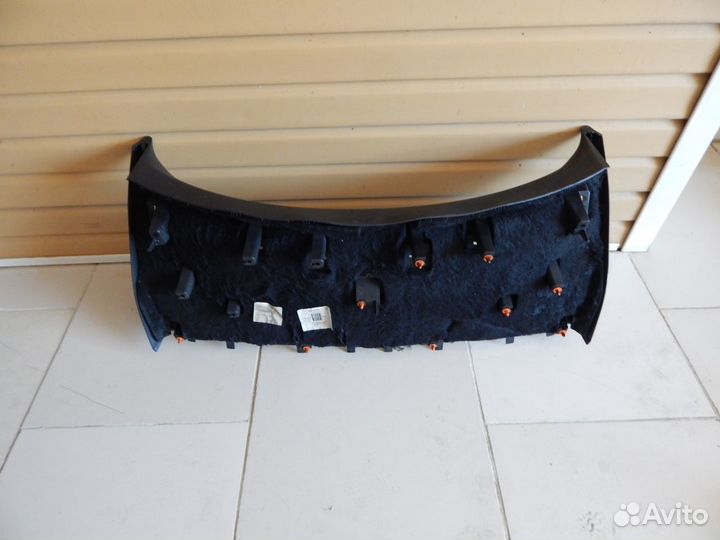 Обшивка крышки багажника MB GLE-Coupe C292 15-19