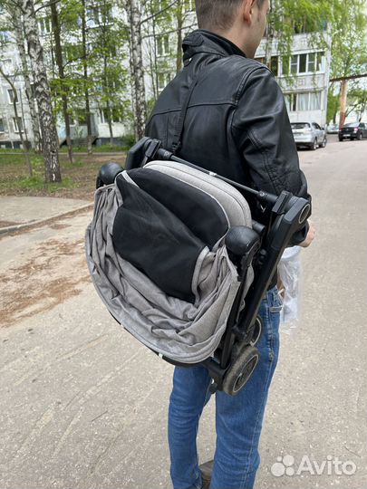 Детская прогулочная коляска Hartan Bit Lightgrey