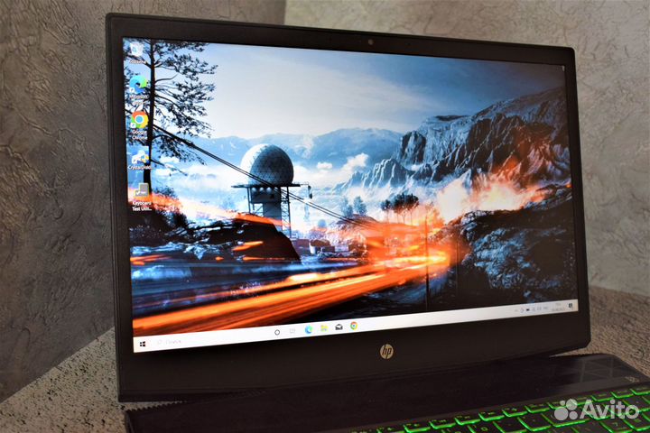 Игровой ноутбук HP на Core i5-8300H/ GTX 1050 Ti