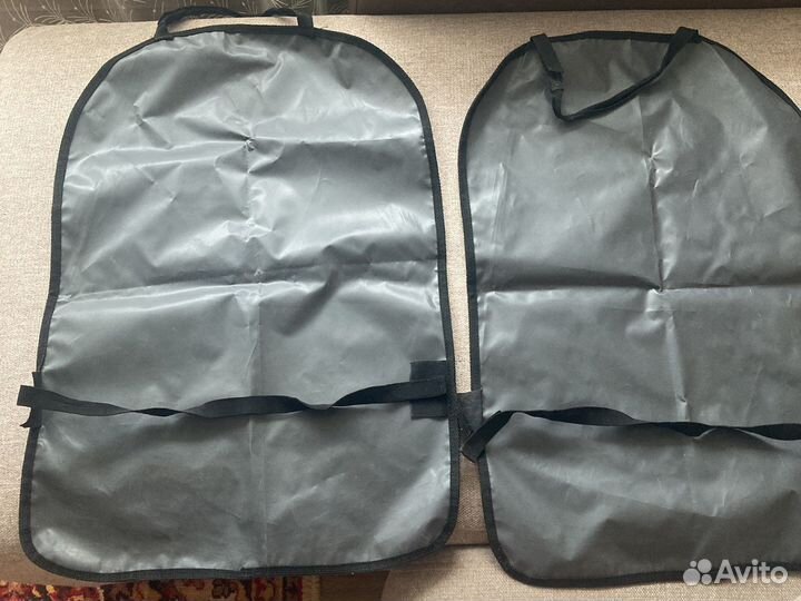 Защитные чехлы на спинку сидения автомобиля