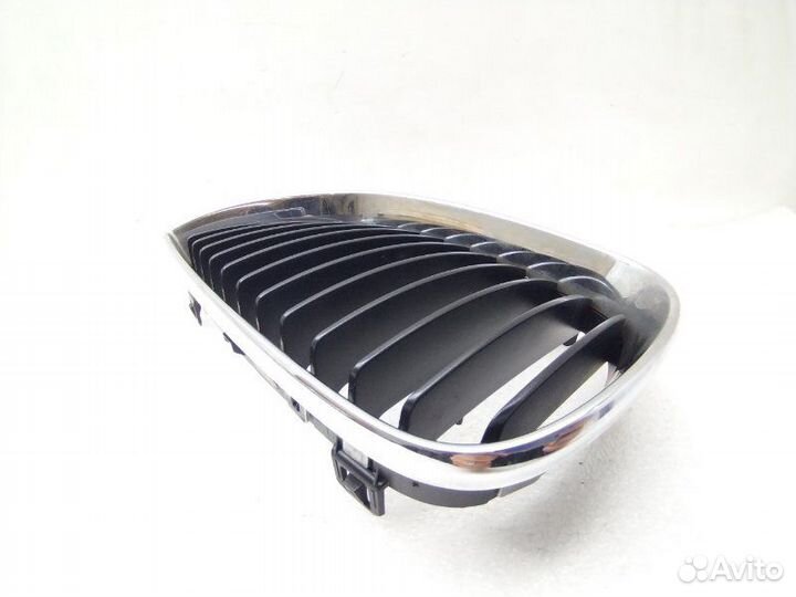 Решетка радиатора передняя левая Bmw 1-Series E87