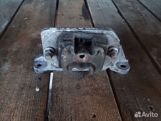 Подушка двигателя Renault Kangoo 1.5 dci