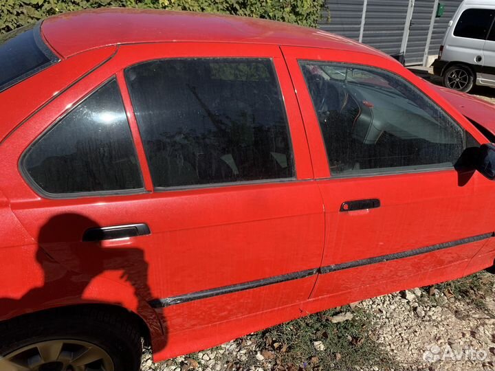 Запчасти на бмв е36 м40b18