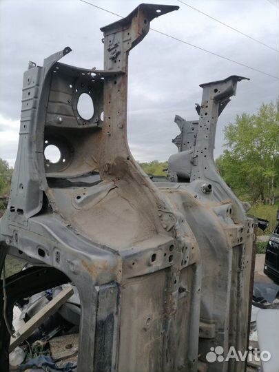 Кузов передний Nissan X-Trail T31 2.5 4X4 2008