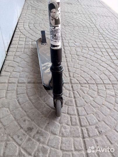 Трюковой самокат