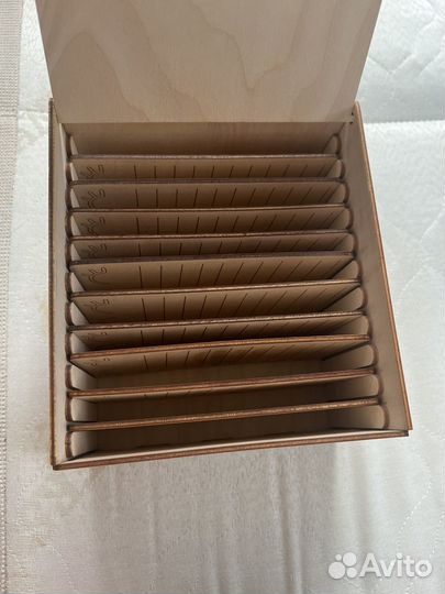 Коробка для хранения ресниц