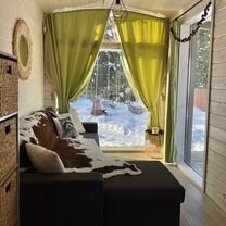 Джош уайтхаус сцены поцелуев фото в отеле mr burberry. Номер телефона парня. Номера парней. Номер телефона парня. Парня и его номер.