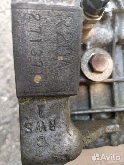 Головка блока цилиндров,поршни,коленвал,поддон мас