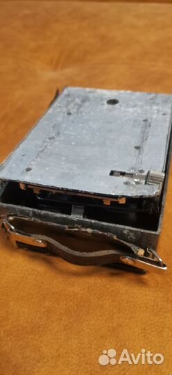 Антикварный фотоаппарат