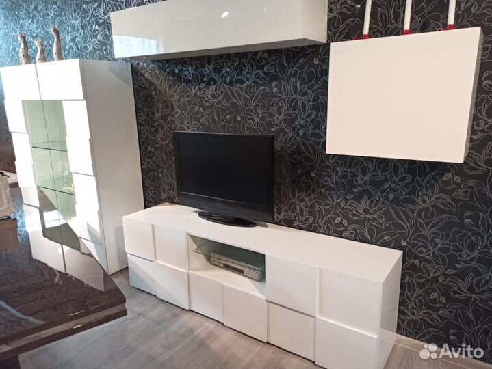 Тумба под тв