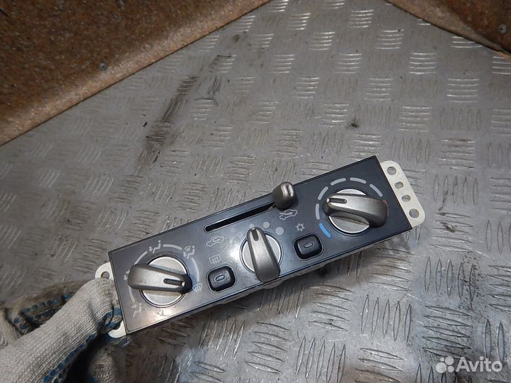 Блок управления климатической установкой, Mitsubis