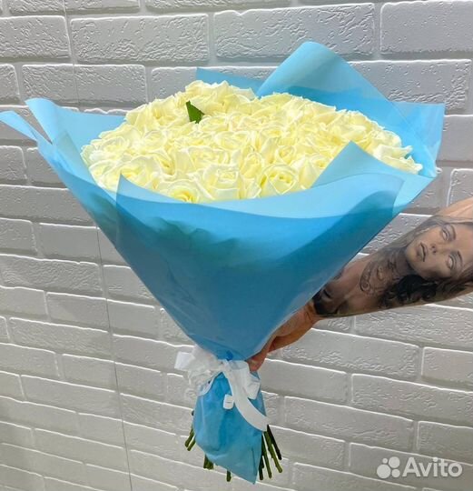 Букет свежих голландских роз 51 шт