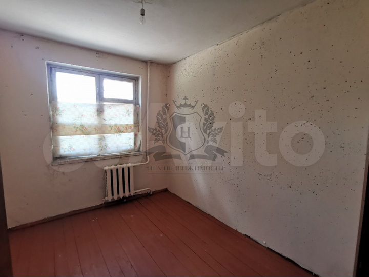 Комната 12 м² в 4-к., 1/5 эт.