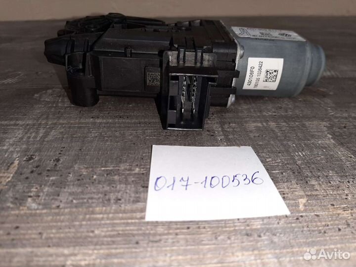 Мотор стеклоподъемника Volkswagen Jetta 6