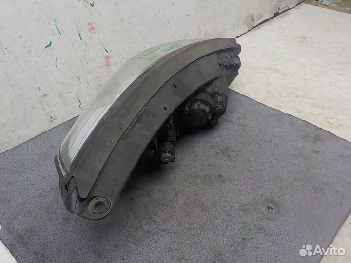 Фара левая на Hyundai ix 35