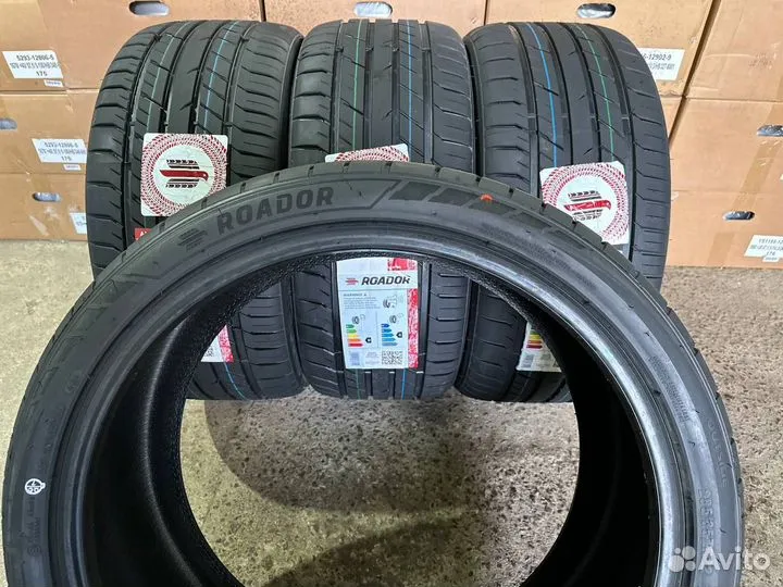 Roador Amaro 118 285/35 R22 105W