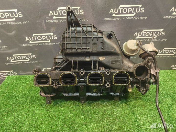 Впускной коллектор Ford Focus 2 1.8 2004-2011