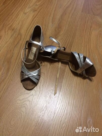 Туфли для бальных танцев