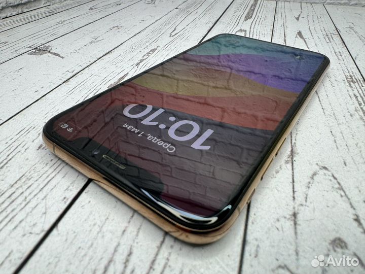 iPhone Xs, 64 ГБ