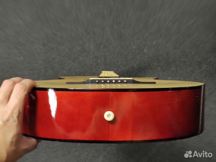 Акустическая гитара новая